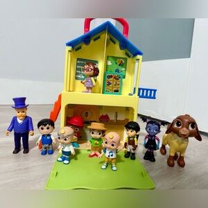 Kids Dollhouse Playset Bundle w/ Figures & Accessories Carry Handle Toy house